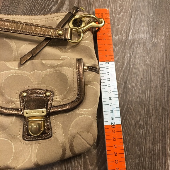 Coach **NOT FOR SALE** - Picture 6 of 8